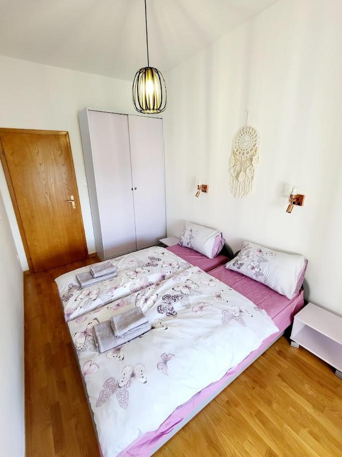 Malinsummer Apartments Малинска Экстерьер фото
